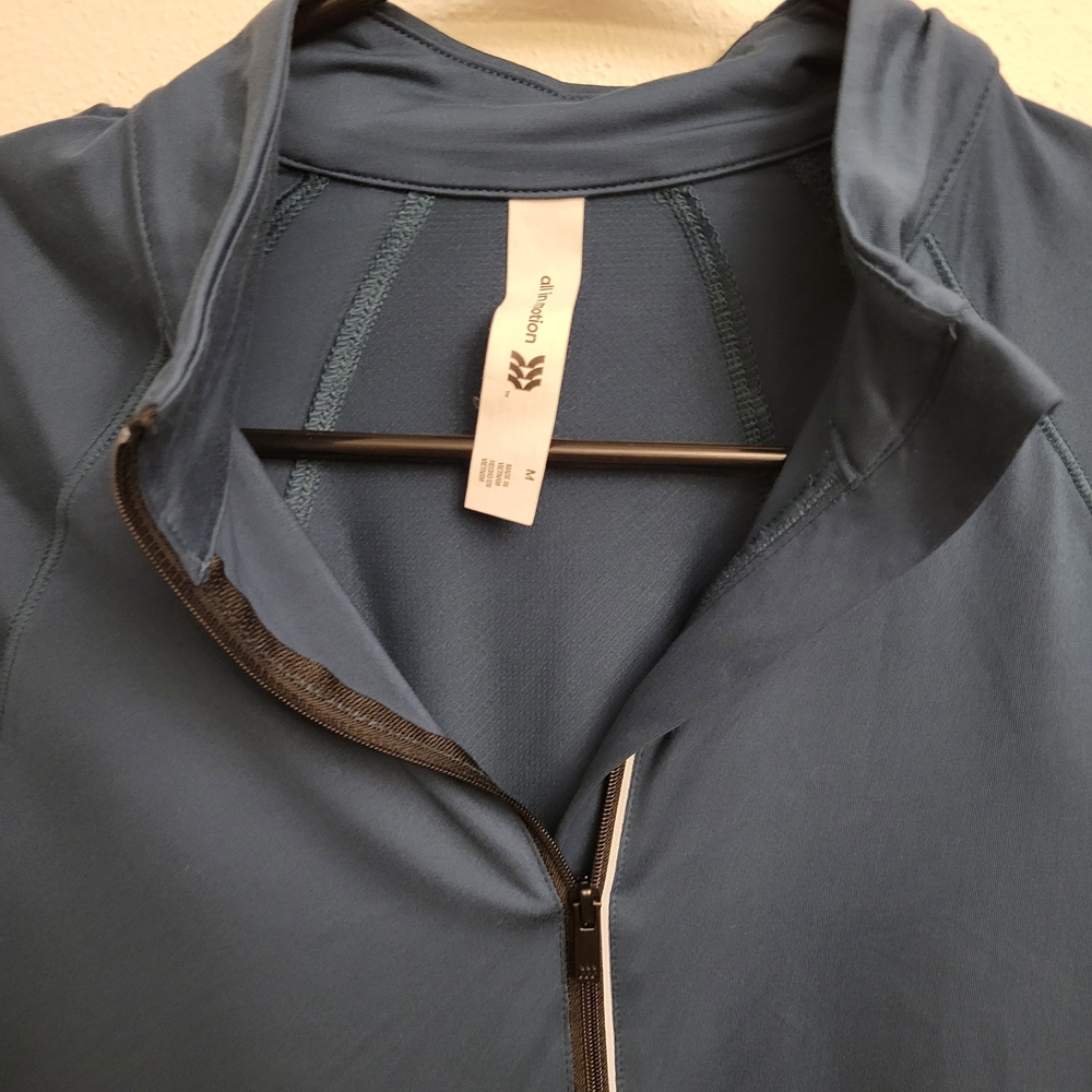 NWOT All in Motion 1/4 Zip Pullover, Teal, Size Med - Picture 2 of 5